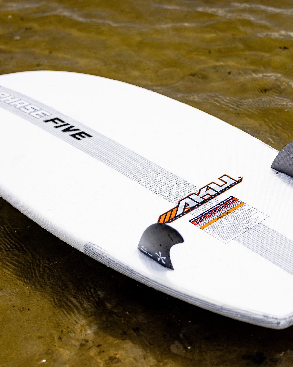 2027 Phase Five Aku V3 wakesurf board detail photo
