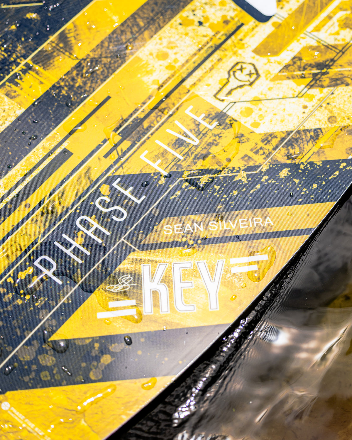 2027 Phase Five Key V2 LTD wakesurf board detail photo