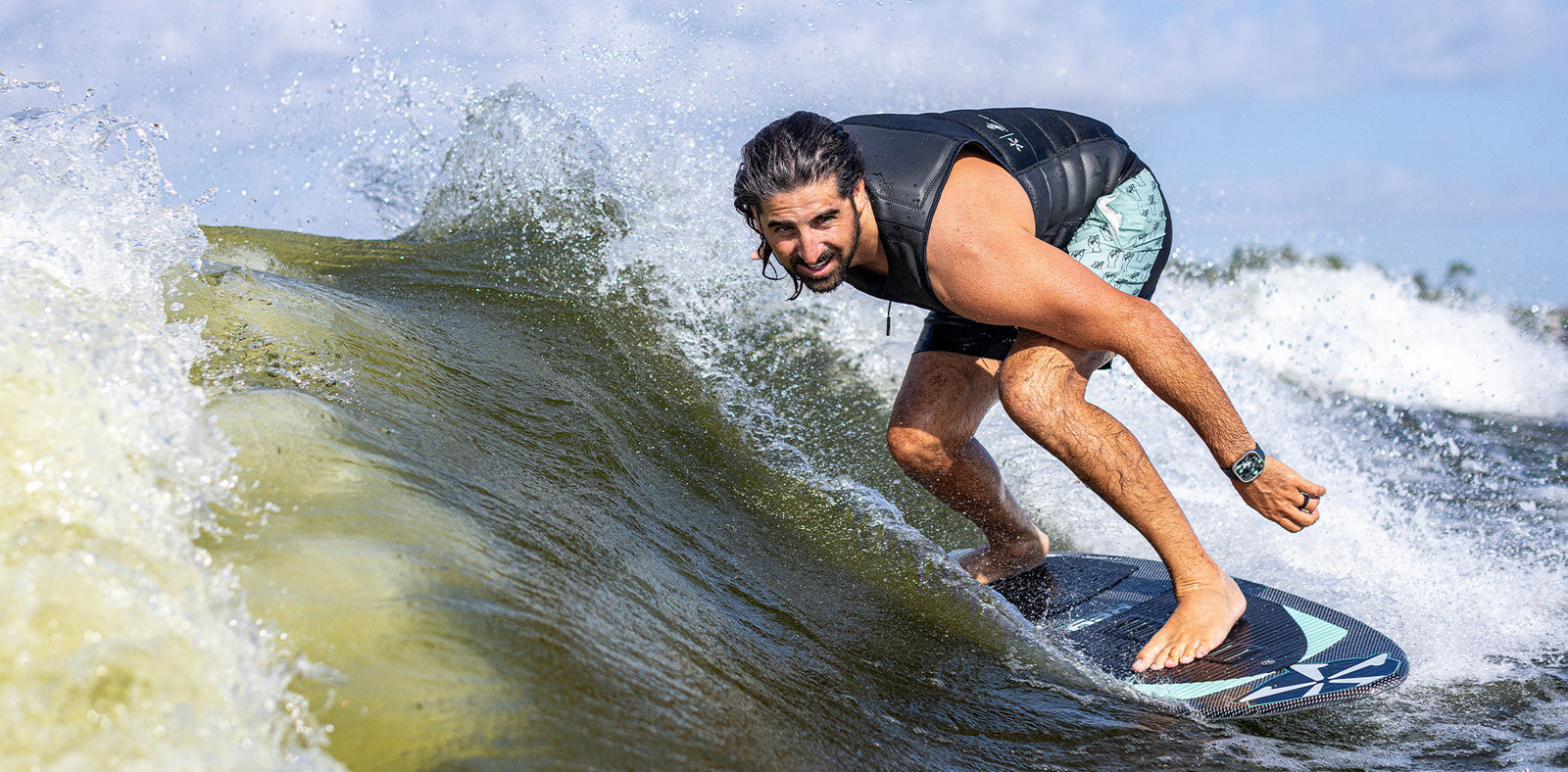 VIDEO | Sean Silveira takes Shaun Murray Wakesurfing