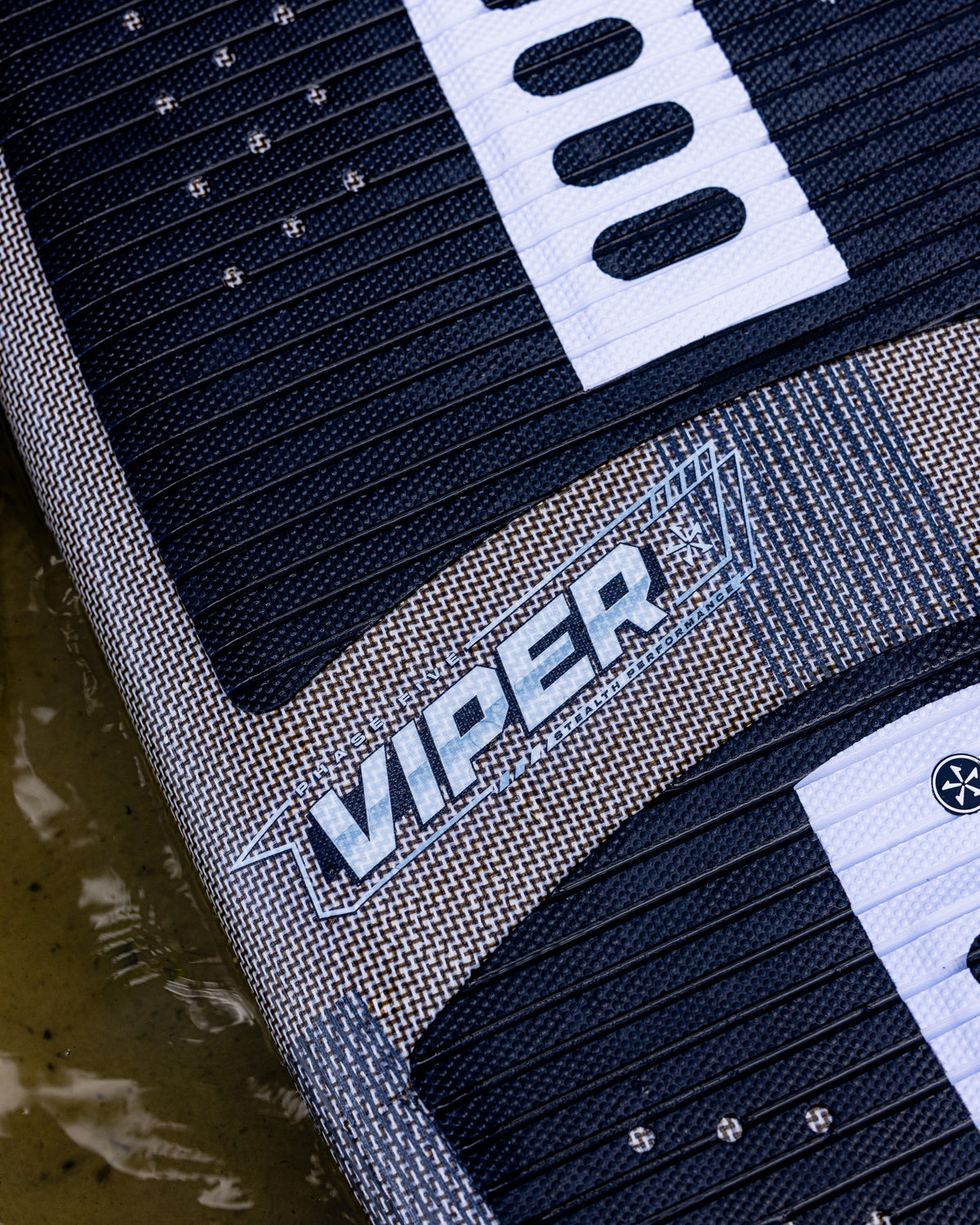 2027 Phase Five Viper Stealth wakesurf board detail photo